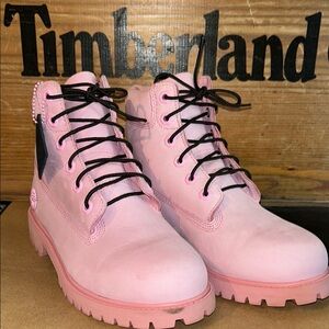 Women’s 7.5 Timberland Women's Pink Boots
